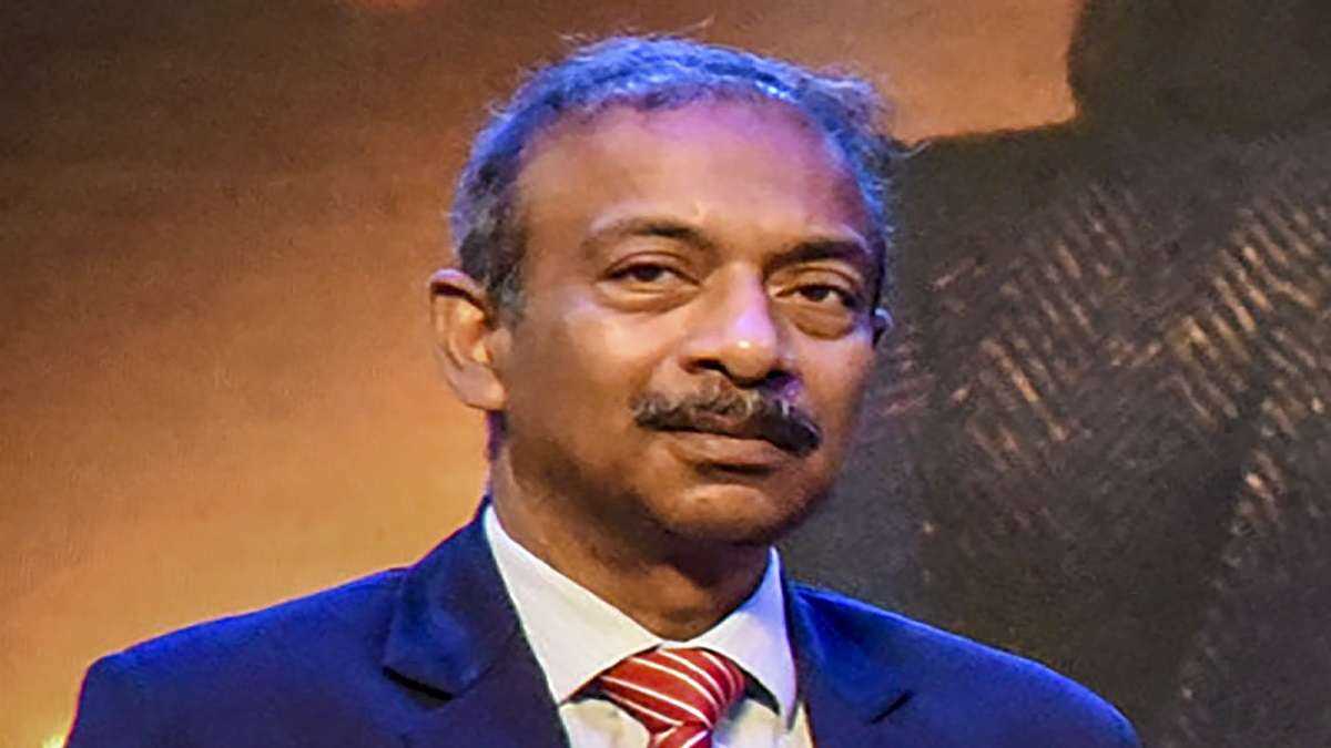 भ्रष्टाचार पर भारी, चुटकियों में फैसला जैसी प्रशासनिक क्षमताओं के धनी हैं पीएम मोदी के एडवाइजर अमित खरे